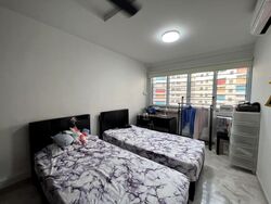 Blk 717 Jurong West Street 71 (Jurong West), HDB 4 Rooms #565739151